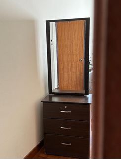 (Category: ) located in . Submitted by akashnarang (Listing ID 1307695343, Image 1). Description: .