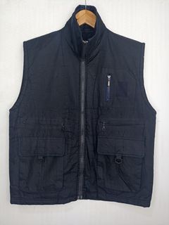 Multi pocket black vest