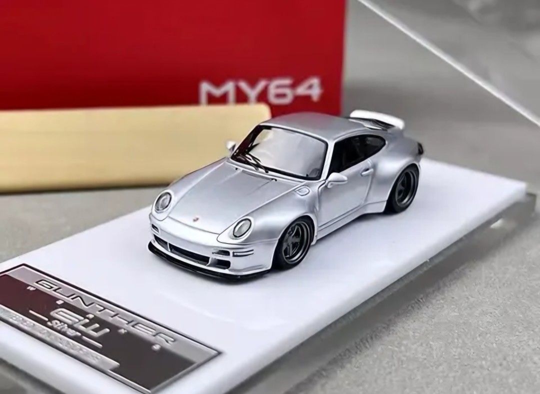 MY64 PORSCHE Gunther Werks 993 (GW993) 400R Silver X MINI GT