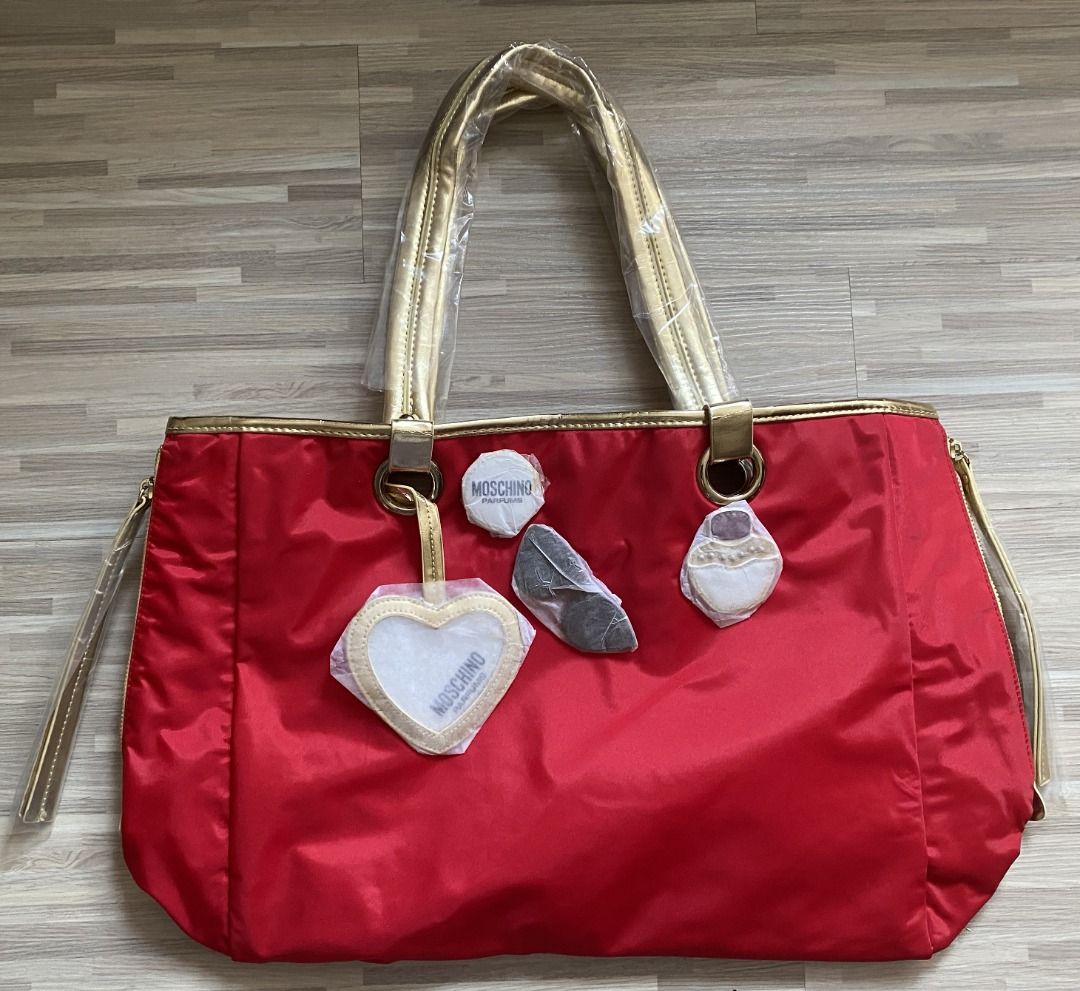 Moschino beach bag deals