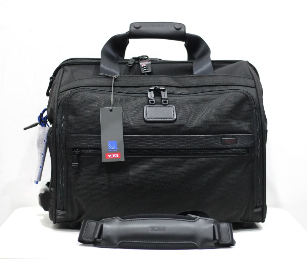 NEW Tumi 221261D2U Alpha 2 Framed Soft Duffel Bag overnight briefcase gym bag 18 cabin bag Men s Fashion Bags Briefcases on Carousell