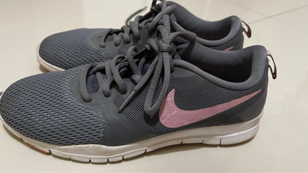 NIKE running shoes woman 37, Fesyen Wanita, Sepatu di Carousell