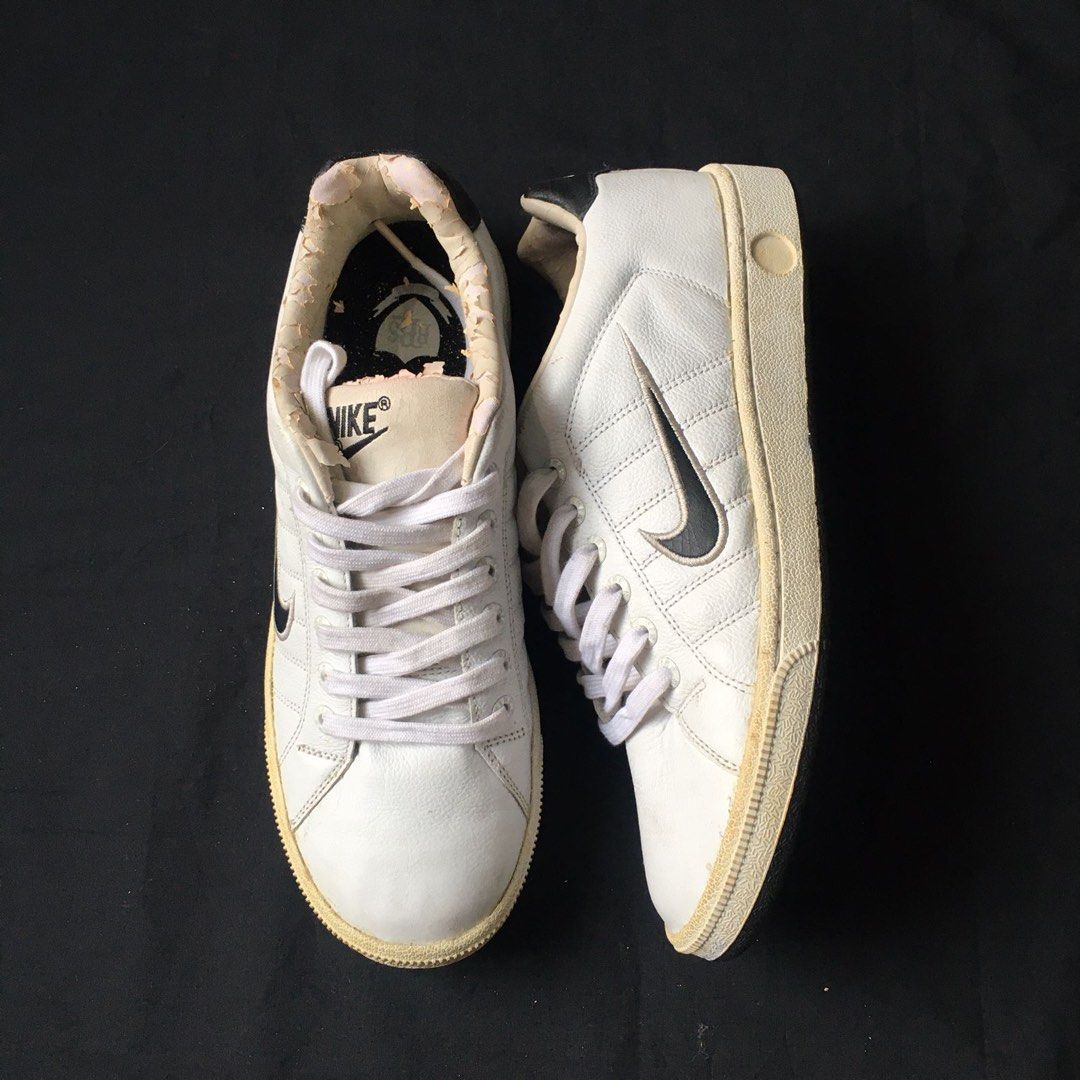 Nike Vintage Court Tradition Fesyen Pria Sepatu Sneakers di Carousell