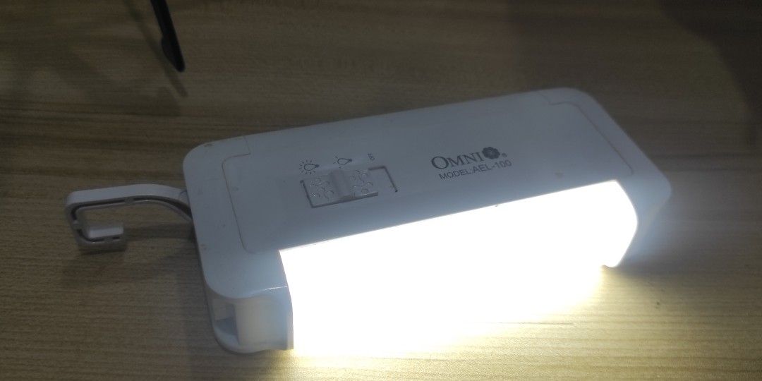Omni LED rechargeable emergency /camping light (Category: Lighting) located in Mandaluyong City. Submitted by supersale_mnl (Listing ID 1307689589, Image 1). Description: rfs: decluttering rechargeable via microusb port good for camping use.