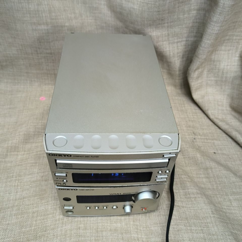ONKYO C-701A CD機+R-801A tuner amplifier收音擴音機, 音響器材
