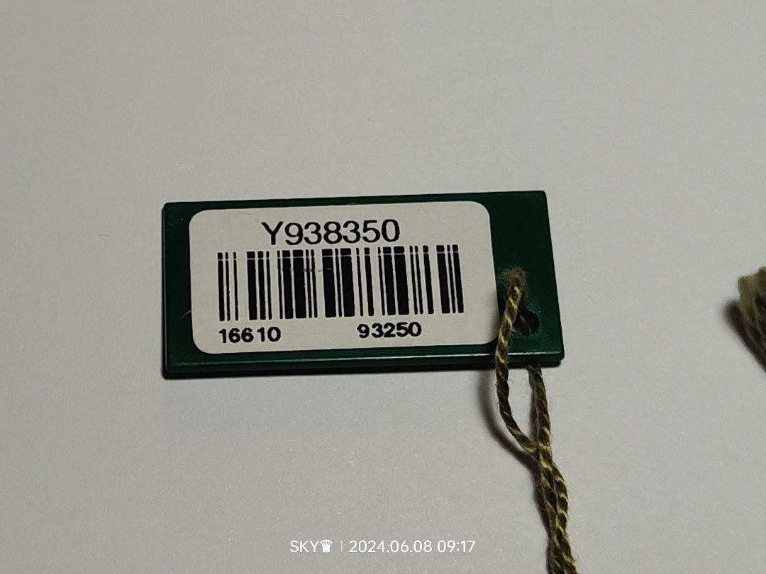 Rolex submariner 16610 Y serial for box set (Category: Luxury Watches) located in Quezon City. Submitted by sky_sale (Listing ID 1307632663, Image 1). Description: rolex submariner 16610 y serial year 2002 also available box booklet manual translation tags case guarantee card link leather wallet holder paper guarantee bezel cover protector plastic.