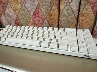 (Category: ) located in . Submitted by aiyque (Listing ID 1307725684, Image 1). Description: .
