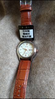 由 hamanabe (刊登 ID 1307718937，圖片 1) 提交，位於 的 (類別：)，說明：。