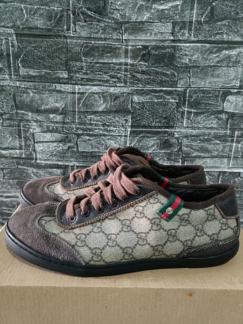 Gucci 204282 sales