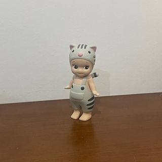 (Category: ) located in . Submitted by minimallyhere (Listing ID 1307718739, Image 1). Description: .