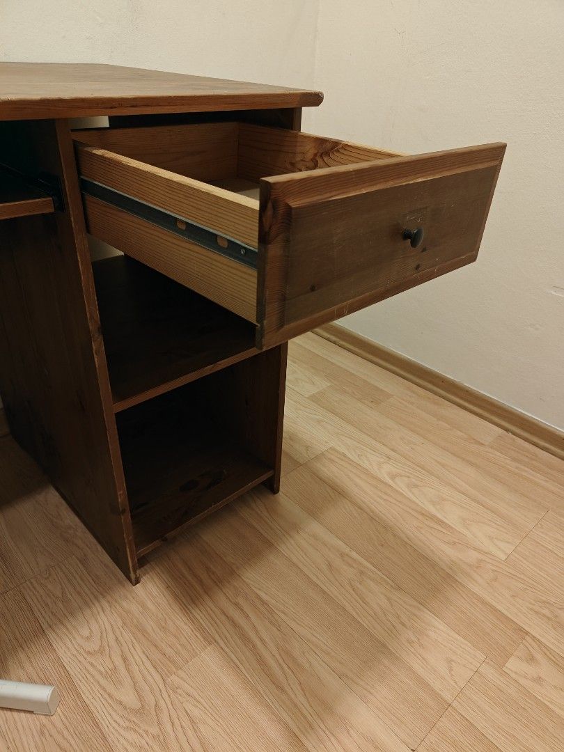 Study/Computer table (Category: Tables & Sets) located in Klang. Submitted by sarrah21 (Listing ID 1307611350, Image 3). Description: solid wood very good condition no problem at all comes along with Ikea chair. many other things to let to. having a garage sale entire house..