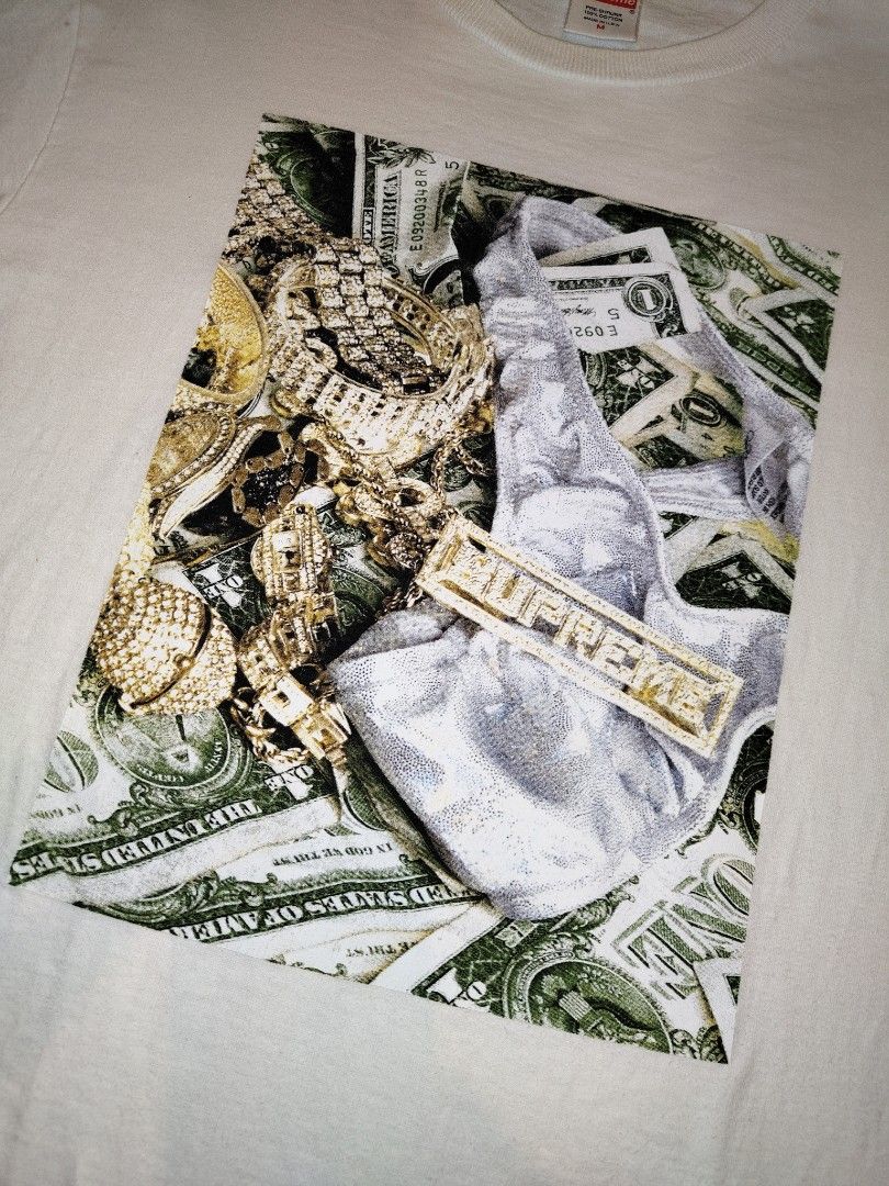 Supreme bling tee hot sale