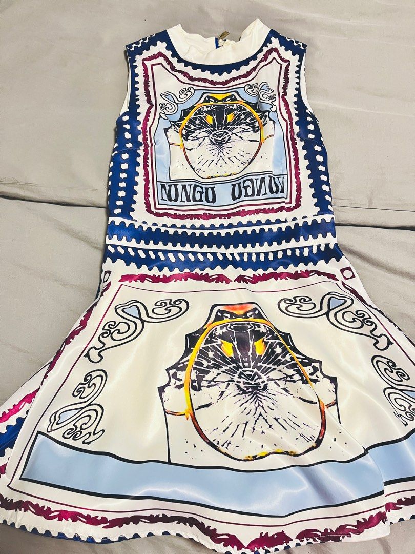 Thailand Silk A-Line Dress (Category: Dresses) located in Pasig City. Submitted by wangderfulworld (Listing ID 1307693143, Image 2). Description: S on tag, fits to M With inner lining Preloved 9/10 condition 𝘗𝘈𝘠𝘔𝘌𝘕𝘛 𝘍𝘐𝘙𝘚𝘛 + 𝘚𝘍 𝘕𝘰 𝘤𝘢𝘯𝘤𝘦𝘭𝘭𝘢𝘵𝘪𝘰𝘯. 𝘕𝘰 𝘳𝘶𝘴𝘩 𝘴𝘩𝘪𝘱𝘱𝘪𝘯𝘨. 𝘕𝘰 𝘭𝘢𝘴𝘵 𝘱𝘳𝘪𝘤𝘦. 📍 𝘓𝘖𝘊: 𝘚𝘢𝘯 𝘔𝘪𝘨𝘶𝘦𝘭, 𝘗𝘢𝘴𝘪𝘨 💰 𝘔𝘖𝘗: 𝘎𝘤á𝘴𝘩, 𝘉𝘗Í, 𝘔á𝘺á 📦 𝘔𝘖𝘋: 𝘓á𝘭á𝘮ó𝘷é, 𝘑𝘯𝘛 (𝘚𝘍 𝘤/