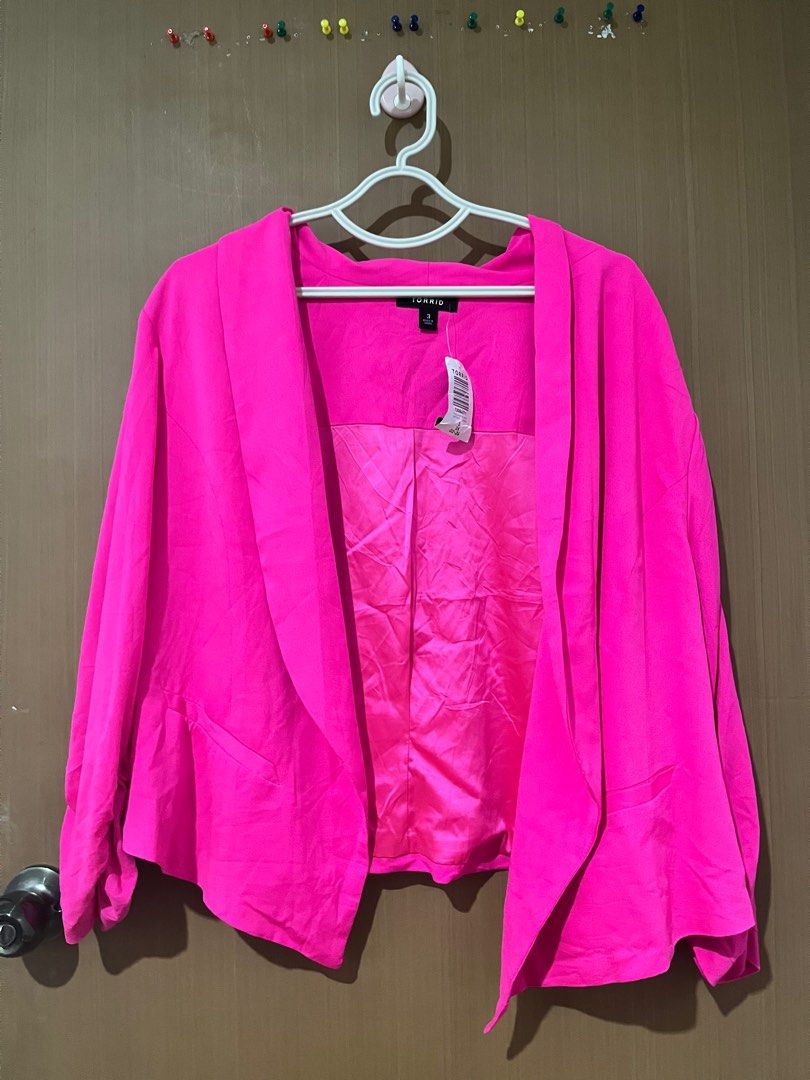 Torrid size 3 pink blazer Women s Fashion Coats Jackets and Outerwear on Carousell
