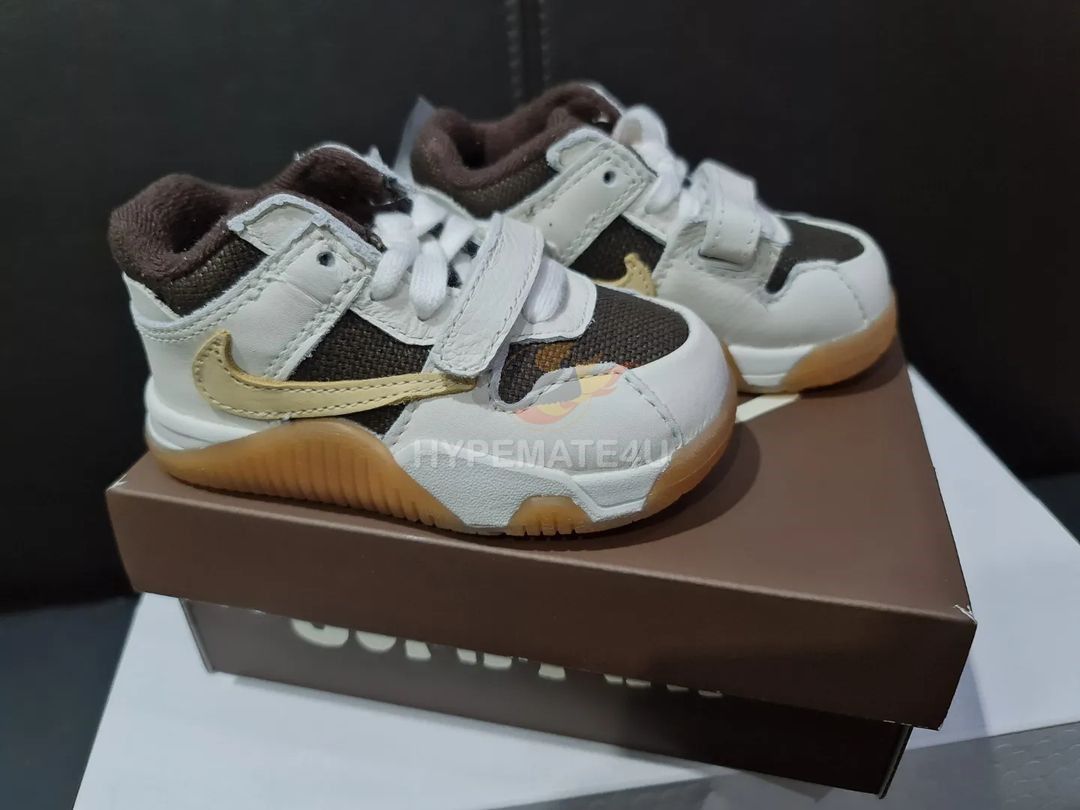 新品 Travis Scott JumpmanJack TR 13cm ベビー Travis Scott x Jordan