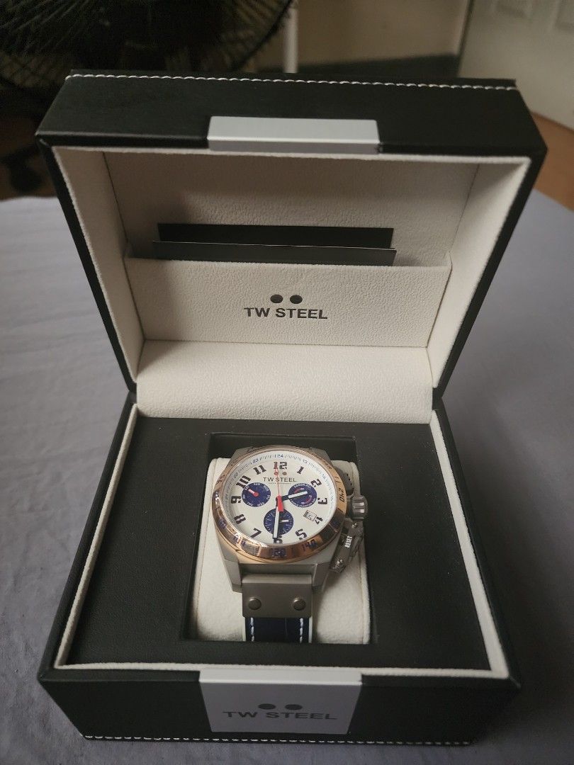 TW Steel 1018 "Damon Hill" (Category: Luxury Watches) located in Manila. Submitted by ipx_16 (Listing ID 1307637734, Image 1). Description: FS: TW Steel 1018 "Damon Hill" - Limited Edition: (315/1000) - Complete with box and guarantee card - Never been used - Bought from their main store in Netherlands - Original price is 38k (excluding taxes worth 8k) Description: - Ronda Z60 Swiss Chronograph - Long Battery Life (45 months) - Waterproof 100m (1