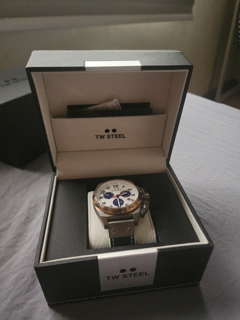 TW Steel 1018 "Damon Hill" (Category: Luxury Watches) located in Manila. Submitted by ipx_16 (Listing ID 1307637734, Image 3). Description: FS: TW Steel 1018 "Damon Hill" - Limited Edition: (315/1000) - Complete with box and guarantee card - Never been used - Bought from their main store in Netherlands - Original price is 38k (excluding taxes worth 8k) Description: - Ronda Z60 Swiss Chronograph - Long Battery Life (45 months) - Waterproof 100m (1