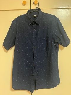 Uniqlo Short Sleeve Shirt Navy Blue M