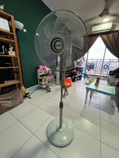 (Category: ) located in . Submitted by zarcogt (Listing ID 1307594532, Image 1). Description: .