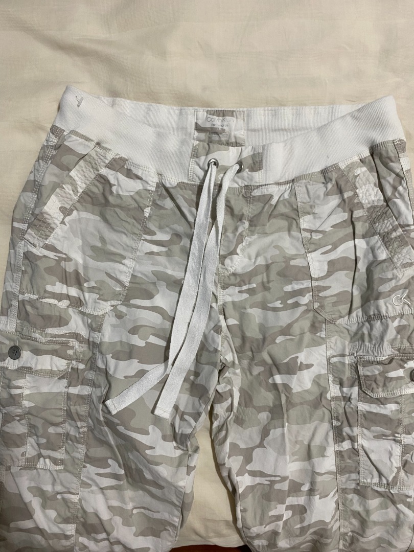 Calvin klein camo pants discount