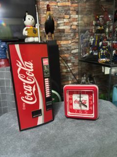 Vintage Coca Collectibles 1989 Vendo Machine Radio, Coca Cola Seiko Clock