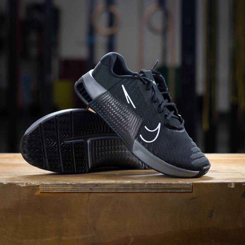 nike metcon black womens