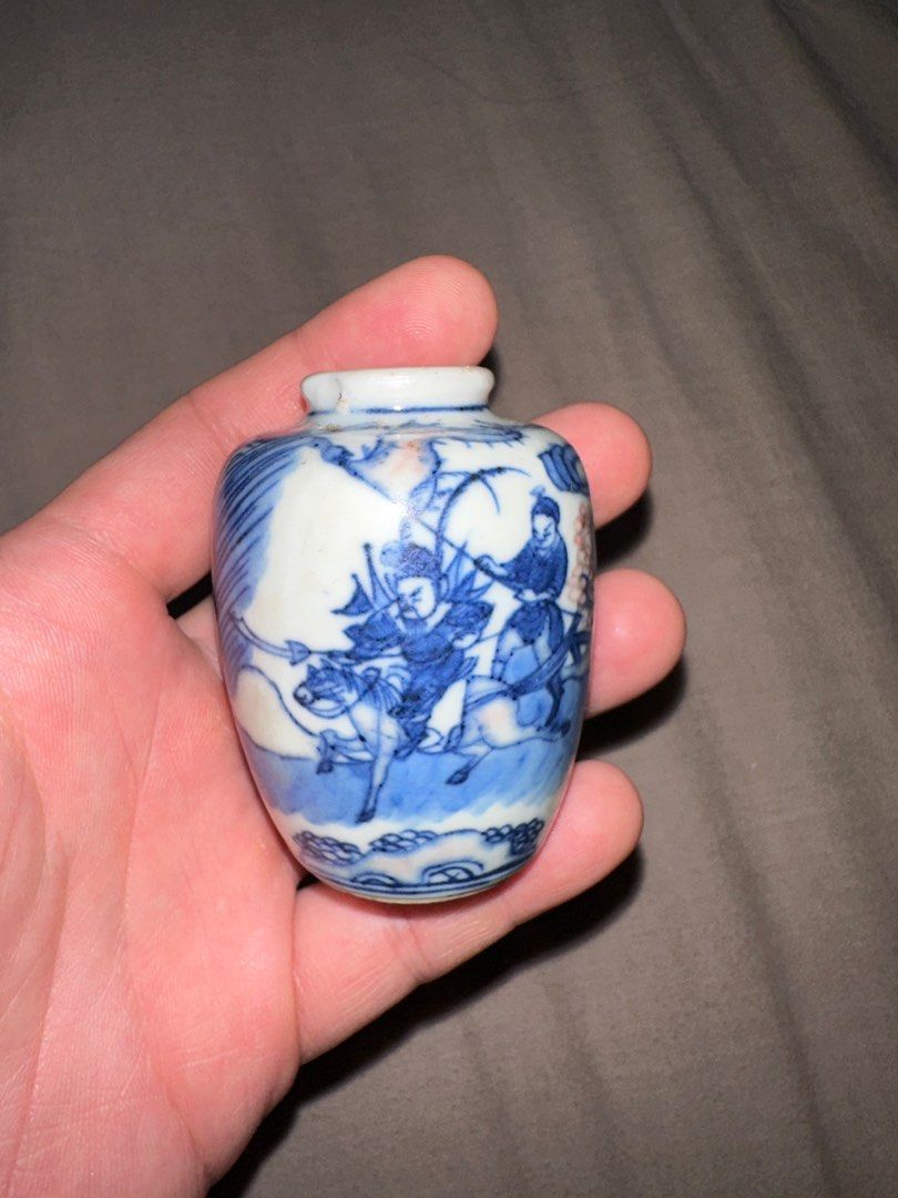 中国骨董 清中期 青花釉裏紅 人物 鼻煙壺 翡翠蓋 骨杓 立っ