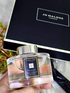 (Category: ) located in . Submitted by Perfume_finds (Listing ID 1307759564, Image 1). Description: .