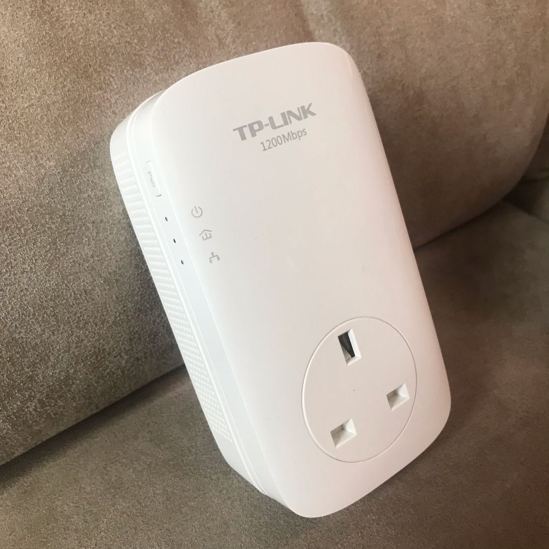 💻 TP-LINK AV1200 Gigabit Passthrough Powerline Adapter TL-PA8010P HomePlug  USED 電力線網路橋接器電力貓🔌, 電腦＆科技, 電腦周邊及配件, Wifi及上網相關產品- Carousell