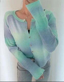 Acrylic cashmere pastel ombre cute color crop button down knitted cardigan