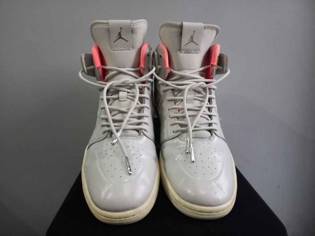 Air Jordan 1 Retro High Nouveau Pure Platinum Bright Crimson Snakeskin Fesyen Pria Sepatu Sneakers di Carousell