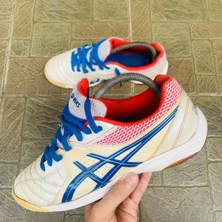 Affordable futsal asics For Sale Sneakers Carousell Malaysia