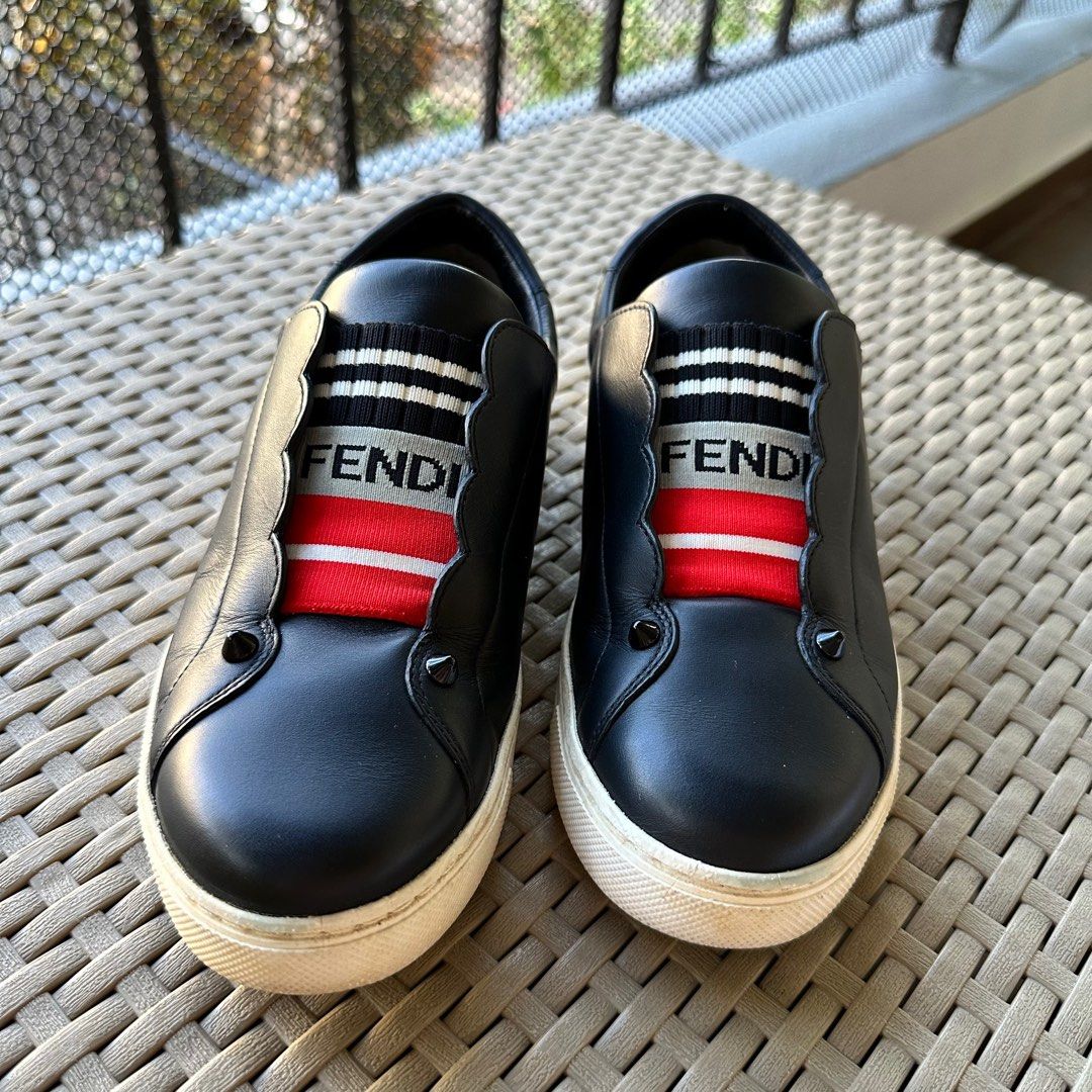 Authentic Fendi Rockoclick Scallop Knit Sneakers Trainers Shoes
