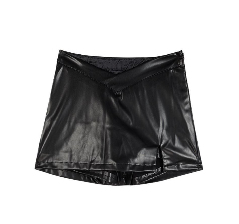 Black Leather V Waist Skirt (Category: Skirts) located in Manila. Submitted by dream2doubt (Listing ID 1307763345, Image 3). Description: with shorts inside already! never worn, just stock in the house rfs: wrong size dimensions (cm): waist 68, hip 90, skirt length 31.