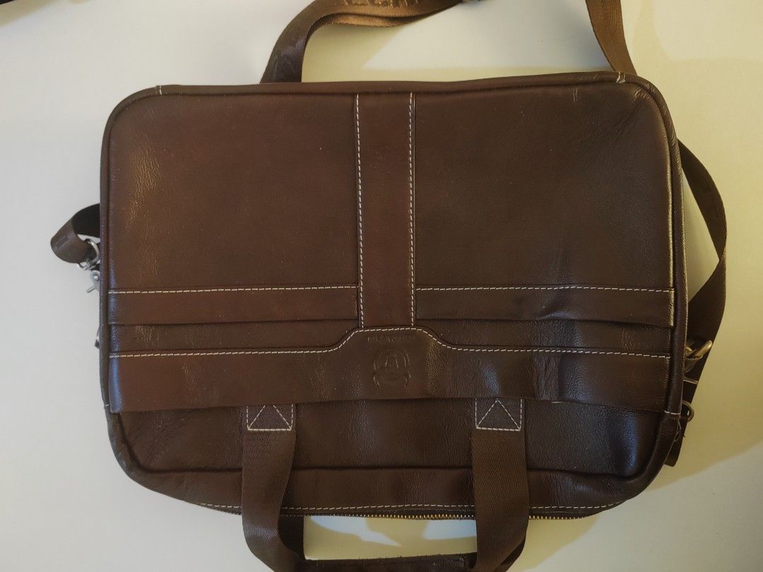 BULLCAPTAIN Genuine Leather Men's Briefcase (Category: Luxury Bags & Wallets) located in Makati City. Submitted by cmpasion (Listing ID 1307805281, Image 3). Description: New Genuine Leather bag Can accomodate 14.7" laptop. High quality business tote bag..