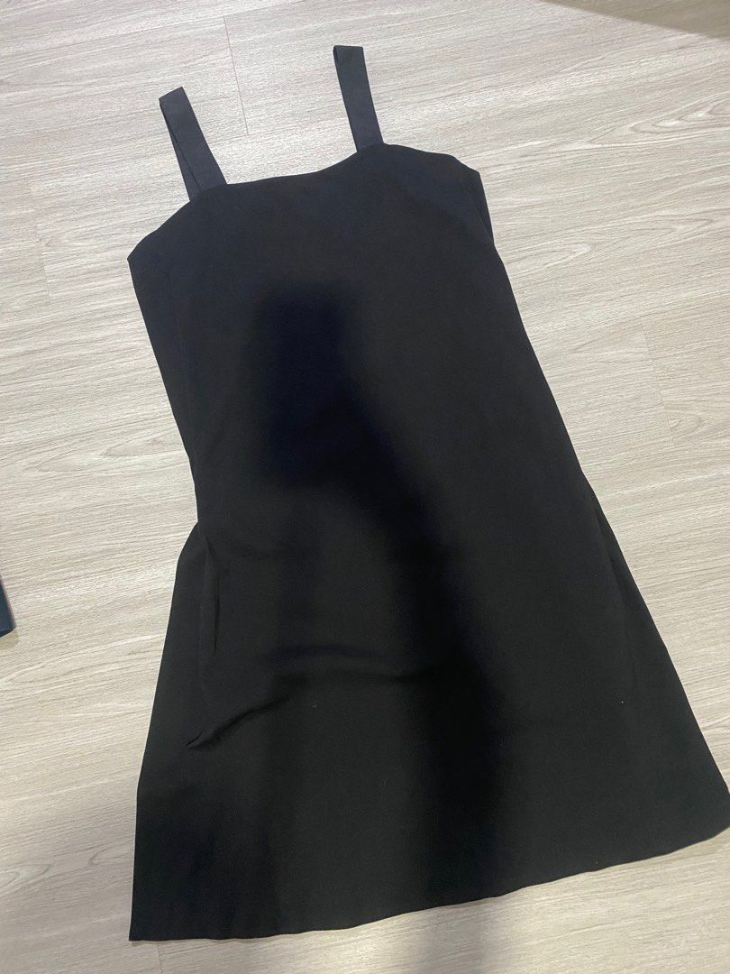 Cos apron dress store