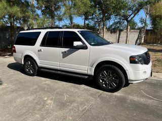 Ford Expedition EL 4x4 Expedition  Auto