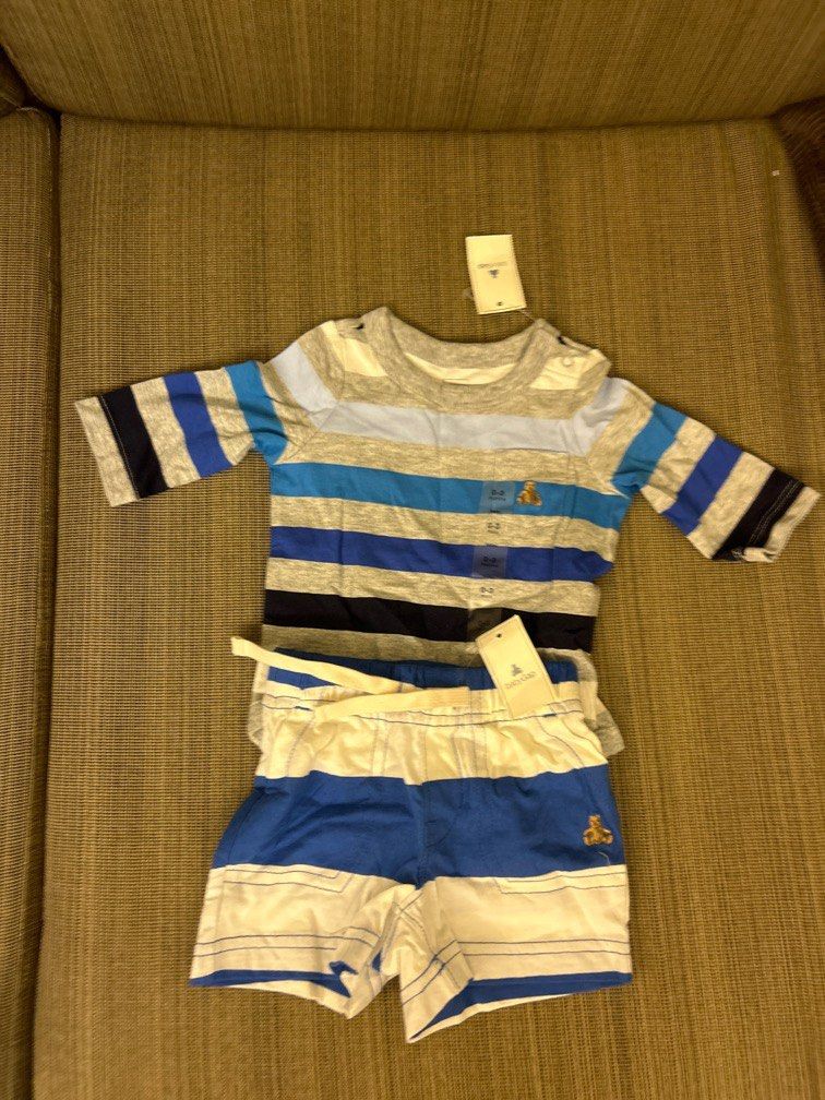 GAP （分類：嬰兒及小童流行時尚）位於 Hong Kong。 由 w.fovea 提交（商品編號 1307910022，圖片 3）。簡介： ✨GAP✨ 100%news 優質產品可 單件$40 －套$70。