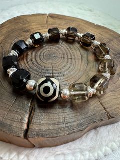 (Category: ) located in . Submitted by kcrystalbar (Listing ID 1307825153, Image 1). Description: .