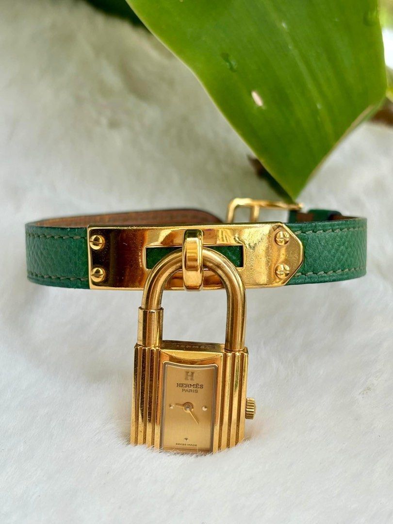 Hermes Kelly Watch (Category: Luxury Watches) located in Santiago. Submitted by dobongsoon (Listing ID 1306332479, Image 2). Description: Hermes Kelly watch all in good condition red nalang available! ❣️.
