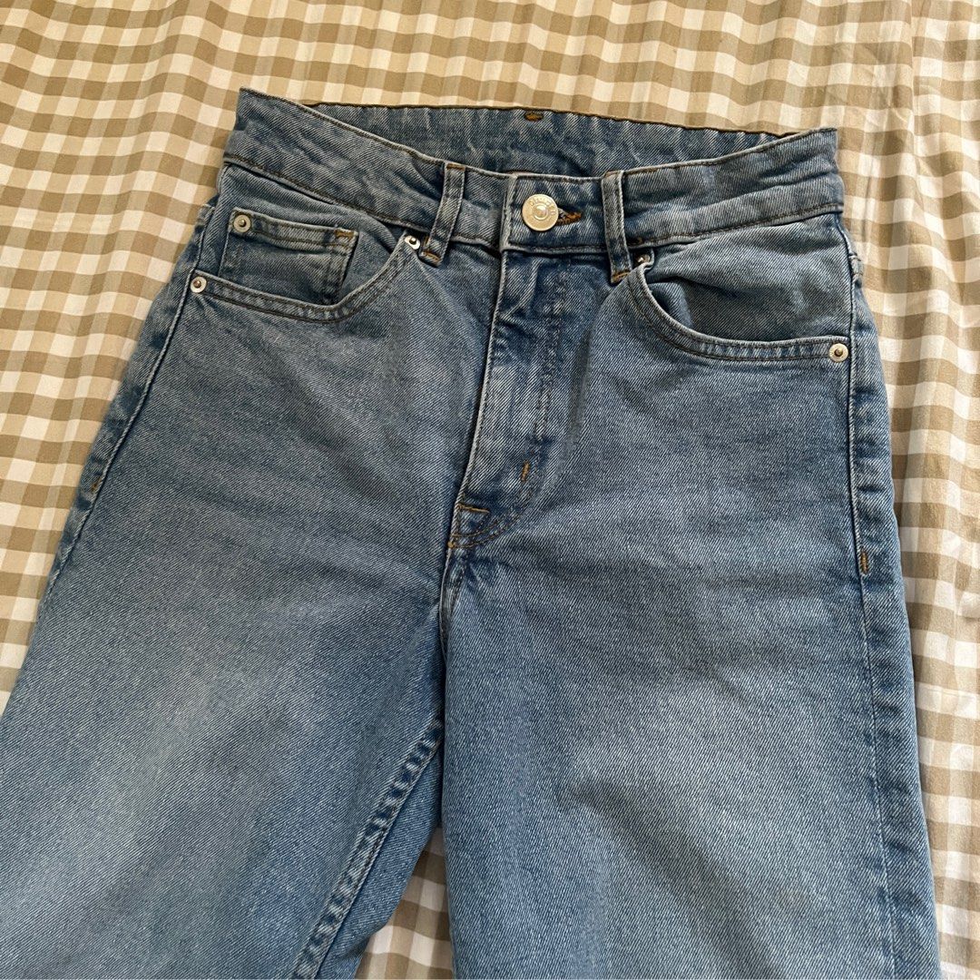 H&m levi's jeans 2025