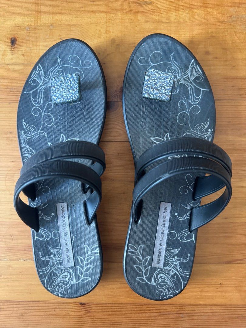 Gisele bundchen flip flops shop