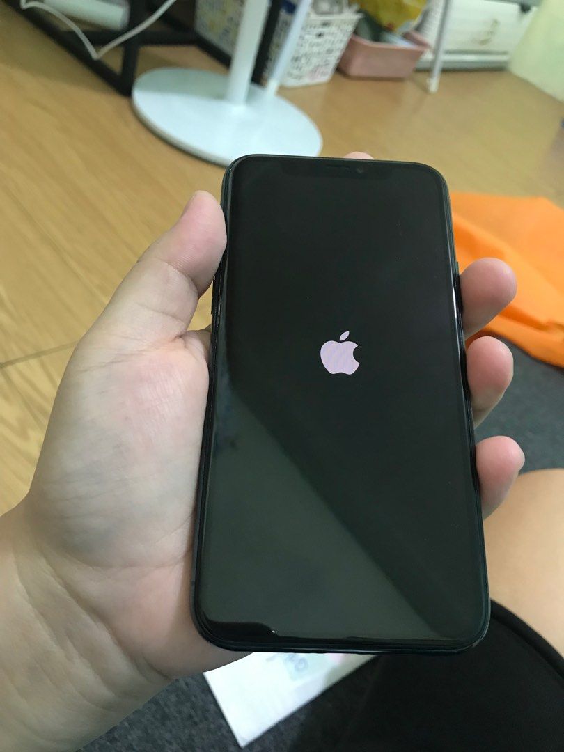 iPhone 11 Pro - LAYAWAY 256 gb (Category: iPhone 11 Series) located in Binan City. Submitted by lagunaxpreloved (Listing ID 1307893495, Image 2). Description: iPhone 11 Pro Layaway 1st Payment - 5,000 2nd Payment - 3,000 3rd Payment - 3,000 4th Payment - 3,000 5th Payment - 3,000 6th Payment - 3,000 7th Payment - 3,000 LAYAWAY - payment every 30th STRICTLY NO CANCELLATION ONCE AVAILED. if fully paid na saka makukuha ang item :) kung kaya mag full