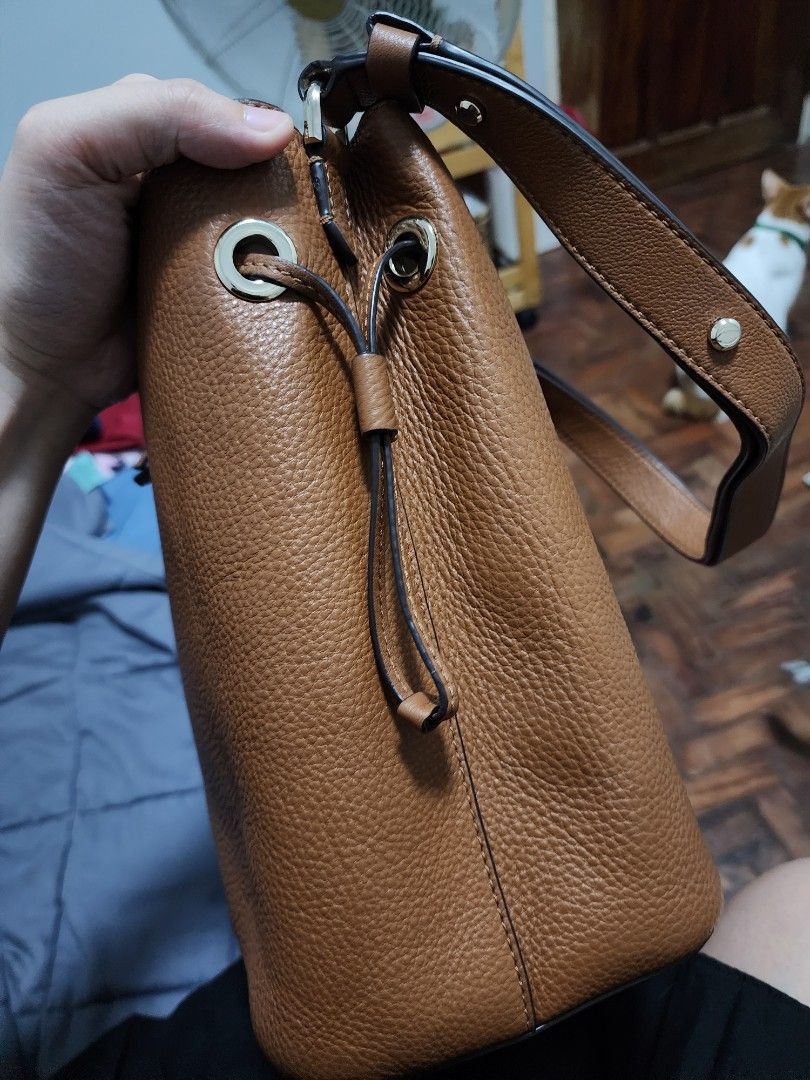 Kate spade bucket bag large best sale