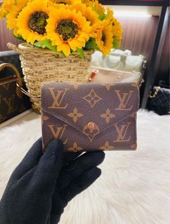 Louis Vuitton LV Victorine Wallet Monogram Brown