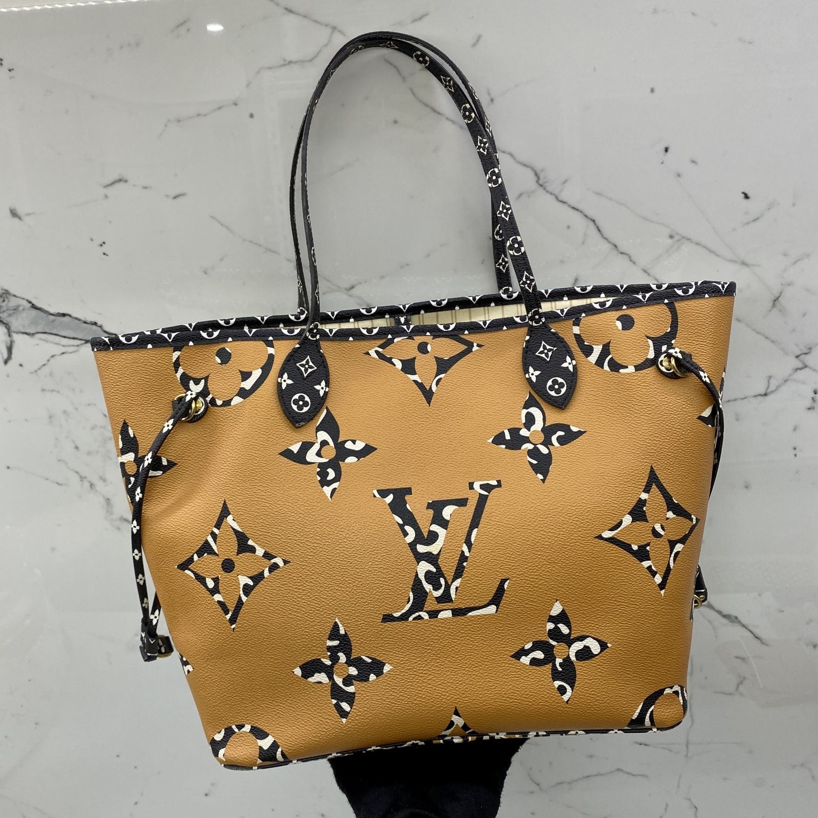 LOUIS VUITTON M44716 MULTICOLOUR MONOGRAM GIANT JUNGLE NEVERFULL MM W POUCH TOTE BAG 247024379