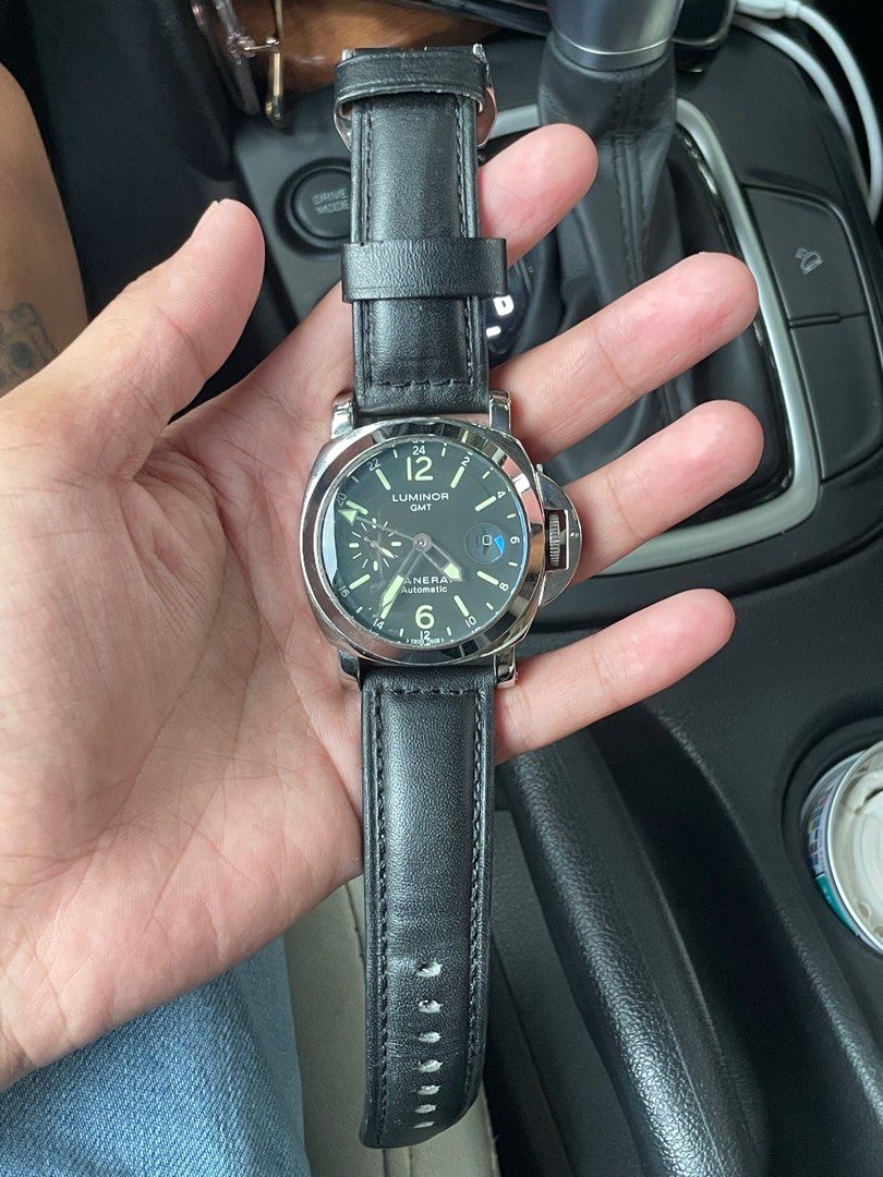 Luminor GMT Officine Panerai (Category: Luxury Watches) located in Manila. Submitted by boonkyyy (Listing ID 1307767379, Image 3). Description: For sale‼️ Officine Panerai I dont know if its legit kase napasa lang sakin, pero willing to legit check naman and negotiable for sure takers. Pm me at my number 09156481262 Alabang area.