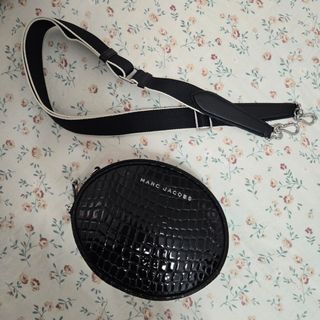 （分類：）位於 。 由 lilic211 提交（商品編號 1307833313，圖片 1）。簡介： 。
