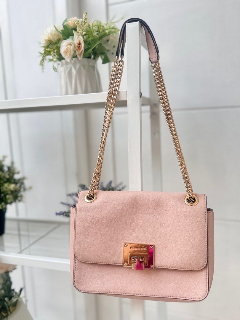 Michael kors tina ballet pink Fesyen Wanita Tas Dompet di Carousell
