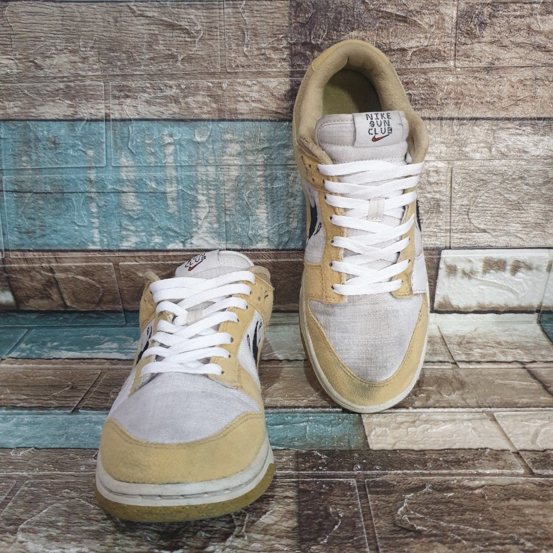 Nike Dunk Low 'Sun Club', Fesyen Pria, Sepatu , Sneakers di Carousell